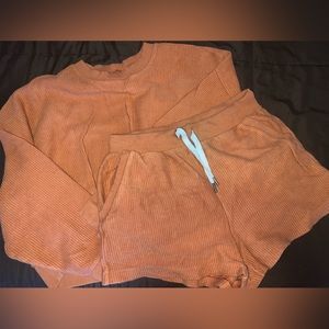 Aerie orange/brown lounge set